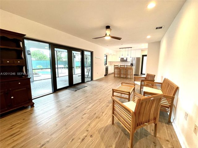 7804 SW 179th Ter, Palmetto Bay, FL 33157