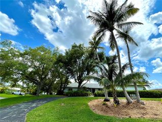 7804 SW 179th Ter, Palmetto Bay, FL 33157