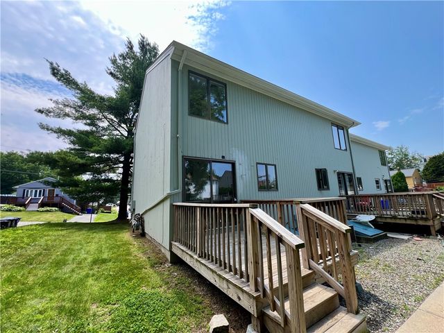 17 Hagan Street, Providence, RI 02904