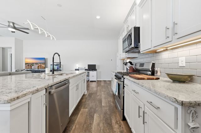 704 Crescent Lake Ct., Little River, SC 29566