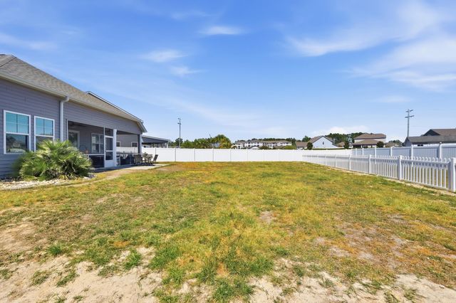 704 Crescent Lake Ct., Little River, SC 29566