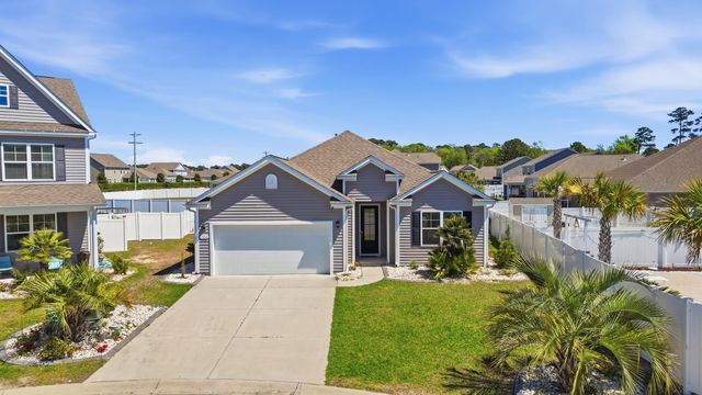 704 Crescent Lake Ct., Little River, SC 29566