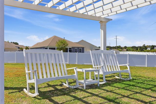 704 Crescent Lake Ct., Little River, SC 29566