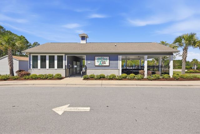 704 Crescent Lake Ct., Little River, SC 29566