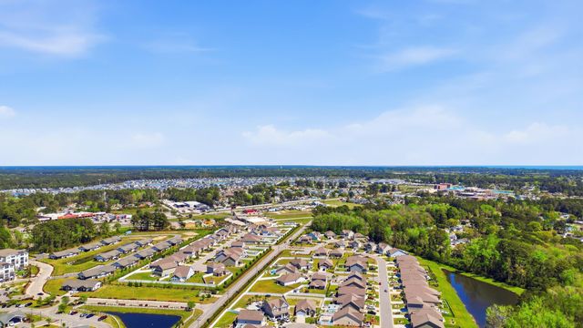 704 Crescent Lake Ct., Little River, SC 29566