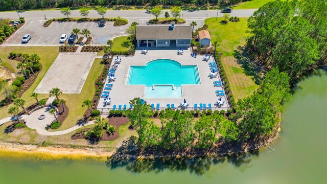 704 Crescent Lake Ct., Little River, SC 29566