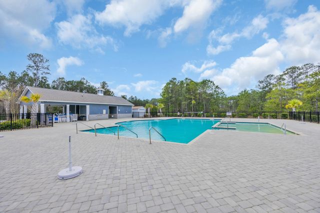 704 Crescent Lake Ct., Little River, SC 29566