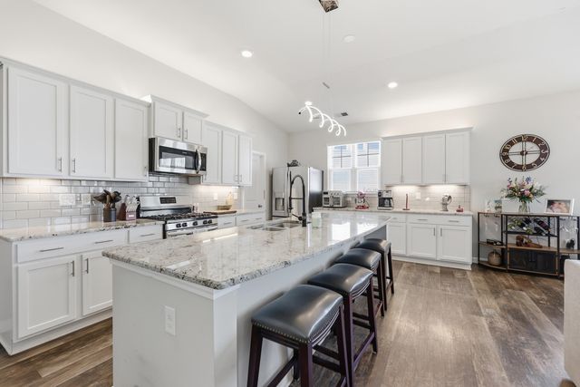 704 Crescent Lake Ct., Little River, SC 29566