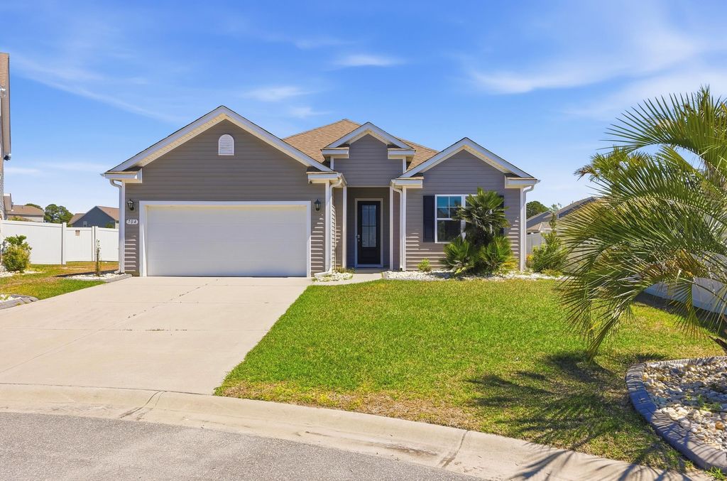 704 Crescent Lake Ct., Little River, SC 29566