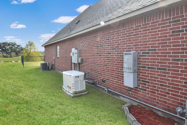 39405 Oceanview Ave, Prairieville, LA 70769