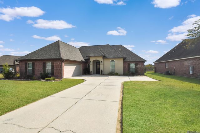 39405 Oceanview Ave, Prairieville, LA 70769
