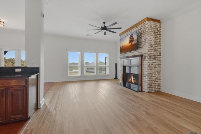 39405 Oceanview Ave, Prairieville, LA 70769