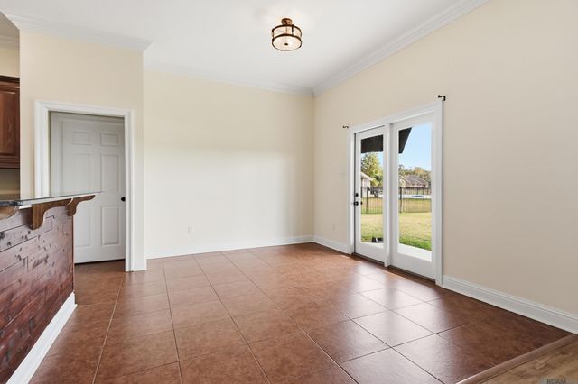 39405 Oceanview Ave, Prairieville, LA 70769