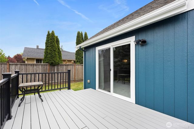 6225 23rd Street NE, Tacoma, WA 98422