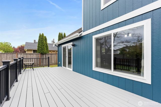 6225 23rd Street NE, Tacoma, WA 98422