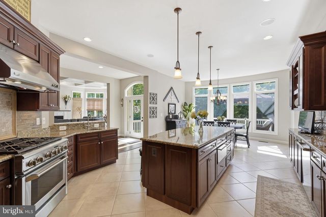 22494 WILDERNESS ACRES CIR, Leesburg, VA 20175