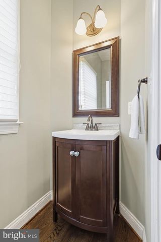 22494 WILDERNESS ACRES CIR, Leesburg, VA 20175