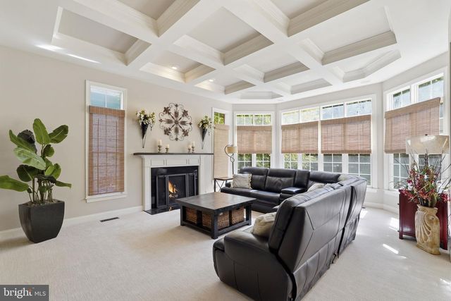 22494 WILDERNESS ACRES CIR, Leesburg, VA 20175