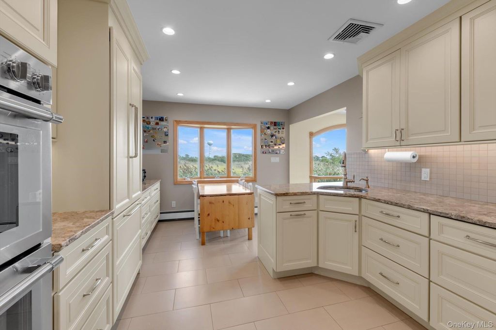 24 Donna Lane, Lido Beach, NY 11561 — photo 3