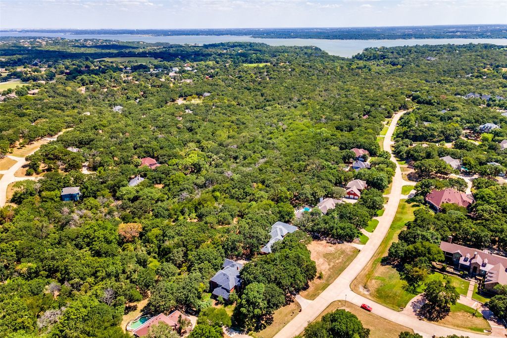 3904 Hidden Trail, Flower Mound, TX 75022