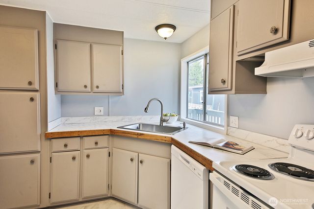 700 NW Crosby Avenue #35, Oak Harbor, WA 98277