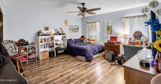 3407 Parliament Drive, Ocean Springs, MS 39564