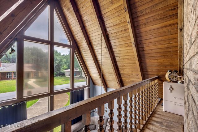 3407 Parliament Drive, Ocean Springs, MS 39564