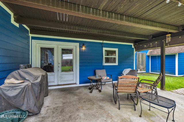 3407 Parliament Drive, Ocean Springs, MS 39564