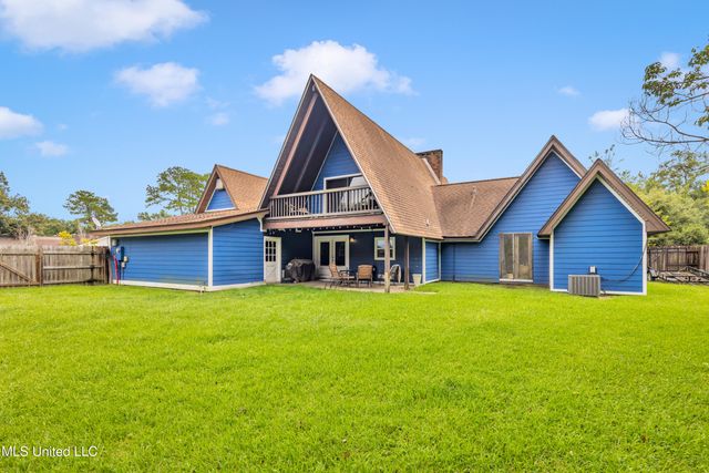 3407 Parliament Drive, Ocean Springs, MS 39564