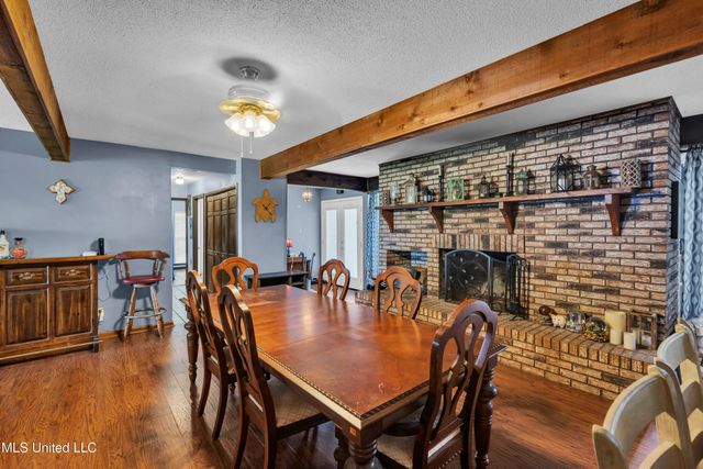 3407 Parliament Drive, Ocean Springs, MS 39564