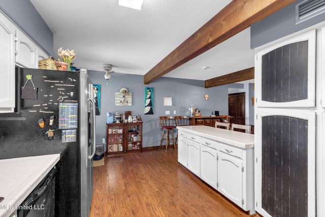 3407 Parliament Drive, Ocean Springs, MS 39564