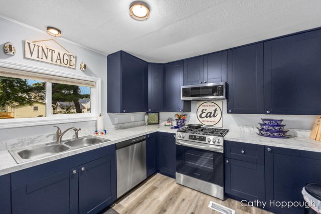 226 Spruce Street, Howard City, MI 49329