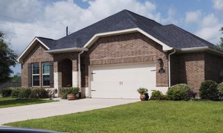 8330 Divot Trace, Fulshear, TX 77441