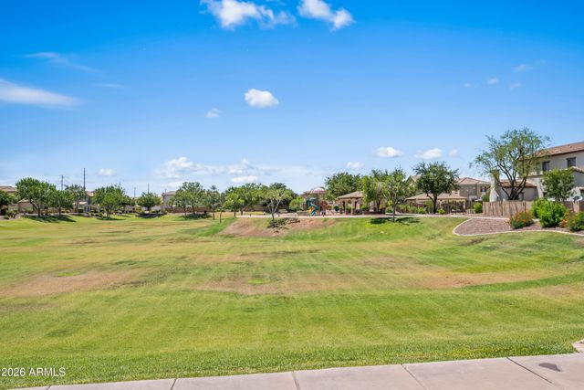 472 N RANGER Trail, Gilbert, AZ 85234
