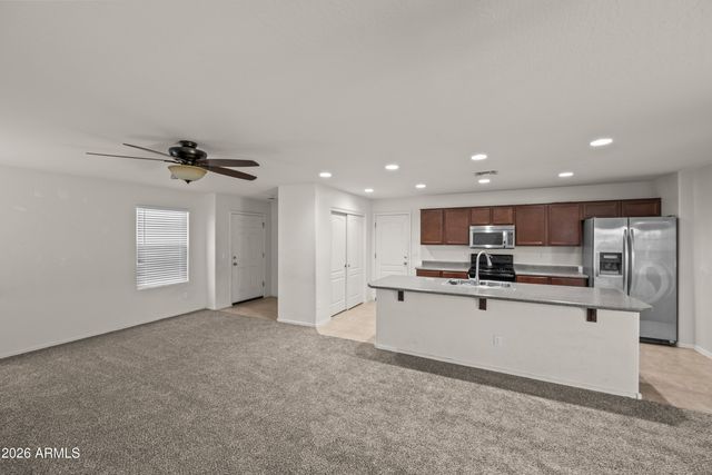 472 N RANGER Trail, Gilbert, AZ 85234
