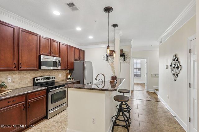 9823 TAPESTRY PARK Circle 119, Jacksonville, FL 32246