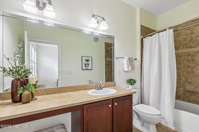 9823 TAPESTRY PARK Circle 119, Jacksonville, FL 32246