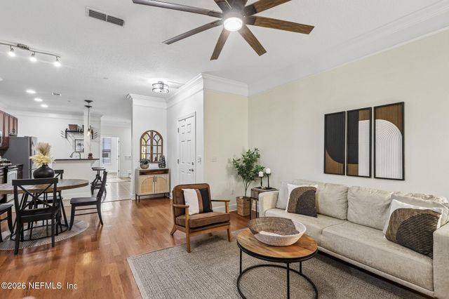 9823 TAPESTRY PARK Circle 119, Jacksonville, FL 32246