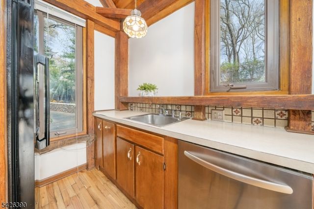 11 Ames Rd, Morris Twp., NJ 07960