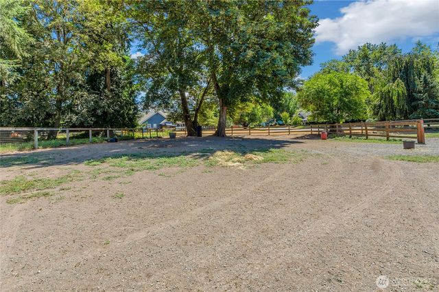 34328 102nd Avenue S, Roy, WA 98580