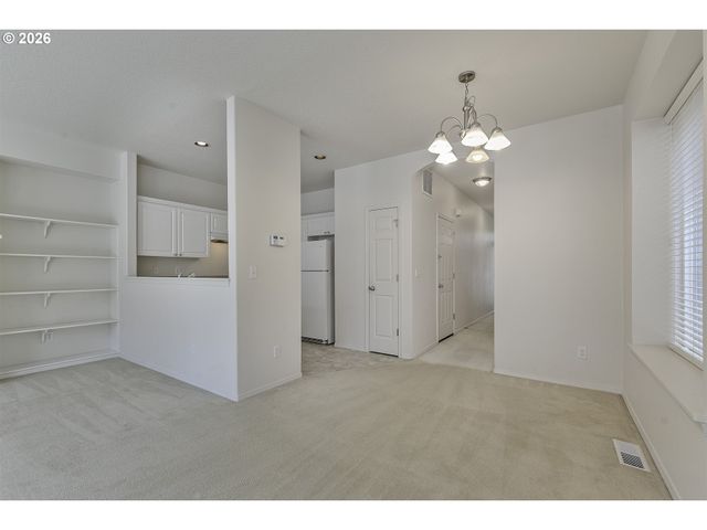 17212 Sw PLEASANTON Ln, Beaverton, OR 97003