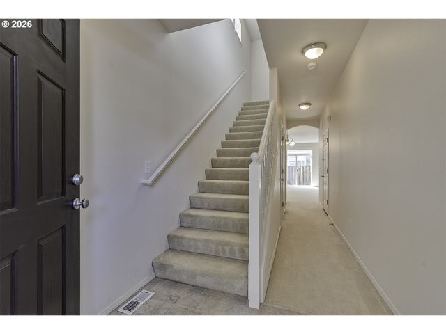 17212 Sw PLEASANTON Ln, Beaverton, OR 97003