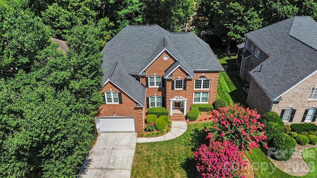 10110 Paradise Ridge Road, Charlotte, NC 28277