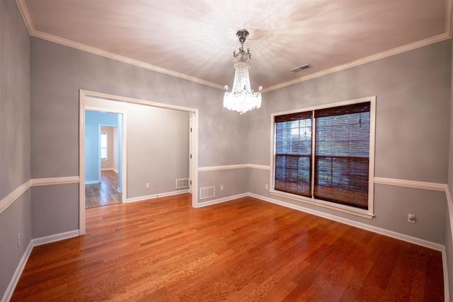 9374 LAUREL HILL DR, Lakeland, TN 38002