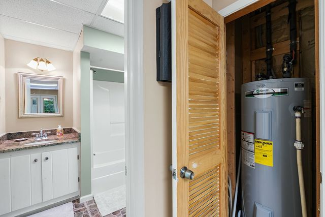 138 Oakwood Trail, Mineral Bluff, GA 30559