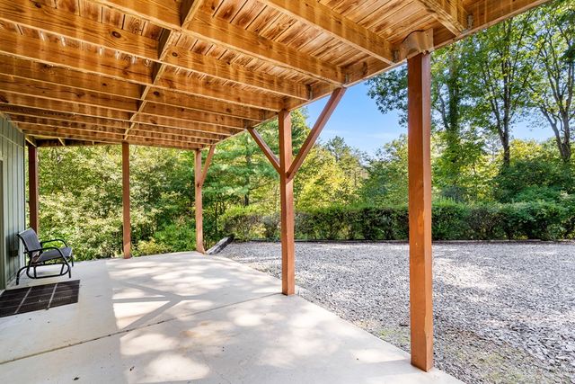 138 Oakwood Trail, Mineral Bluff, GA 30559