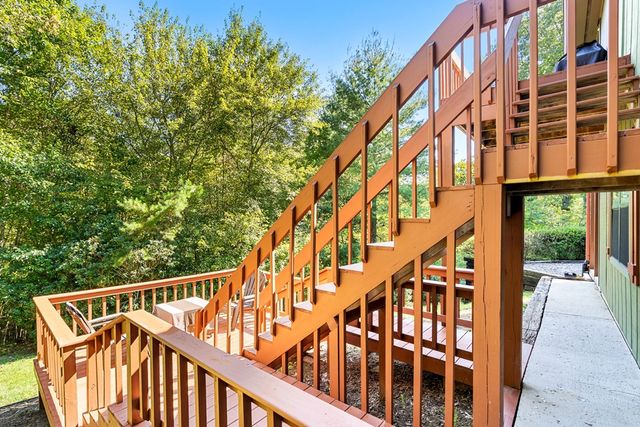 138 Oakwood Trail, Mineral Bluff, GA 30559