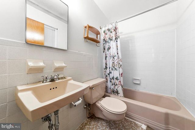 641 W SPROUL RD, Springfield, PA 19064