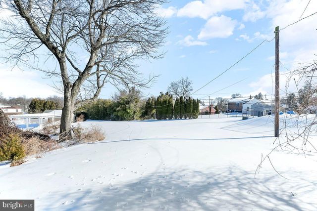 641 W SPROUL RD, Springfield, PA 19064