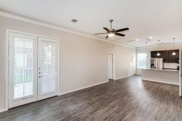 6511 Gray Birch Lane, League City, TX 77539